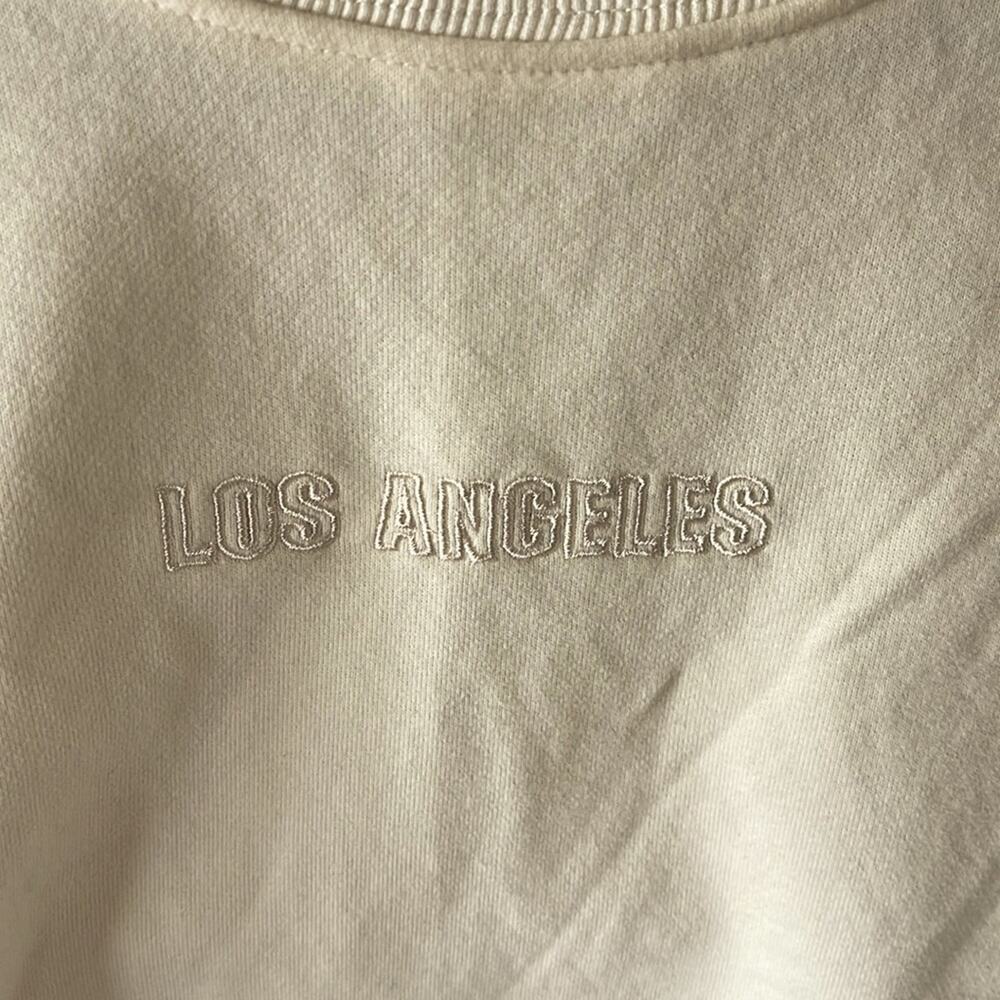 NWT Beige Bo Tany long sleeve cropped Athleisure minimalist comfy sweatshirt. - Picture 2 of 6